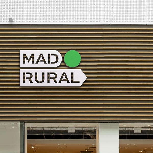 Aplicación de la identidad MadRural en espacios físicos